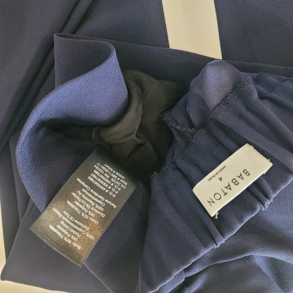 Babaton Aritzia Conan Pant Terado Navy Side Stripe Japanese Crepe Fabric sz 4 - Picture 8 of 10